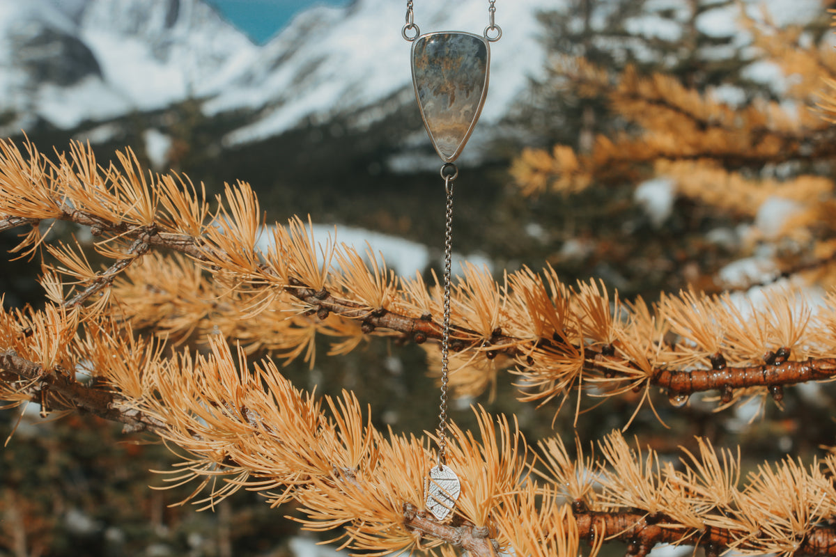 Foliage Lariat Necklace