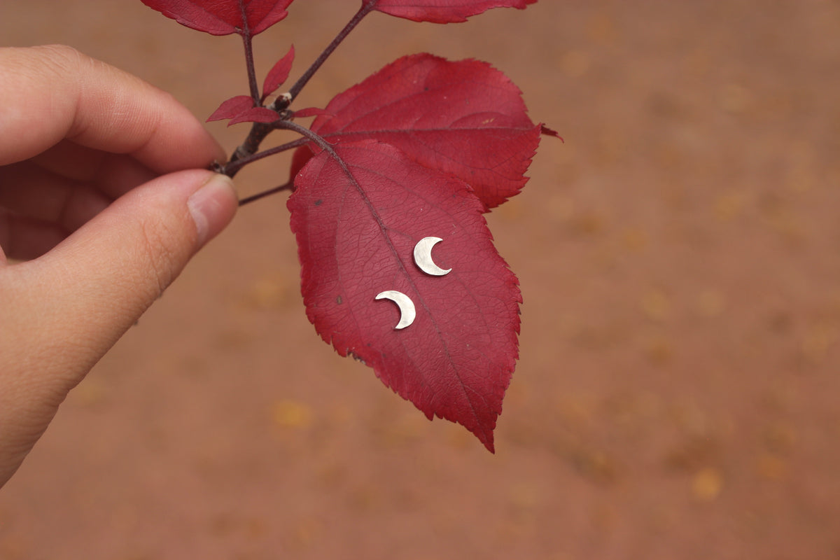 Luna Crescent Moon Studs