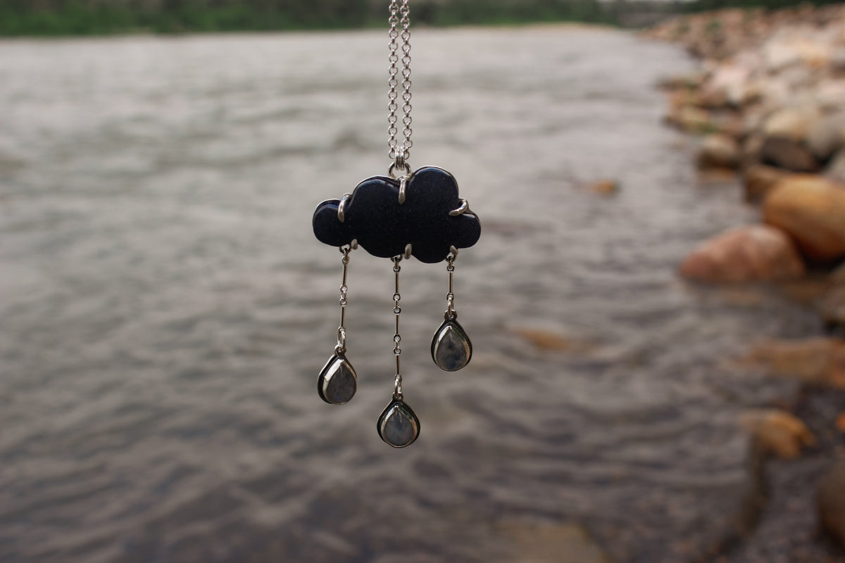 Stormy Skies Necklace