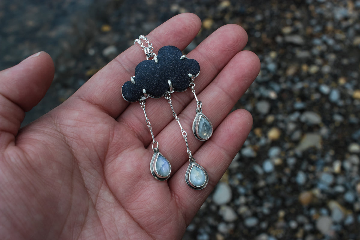 Stormy Skies Necklace